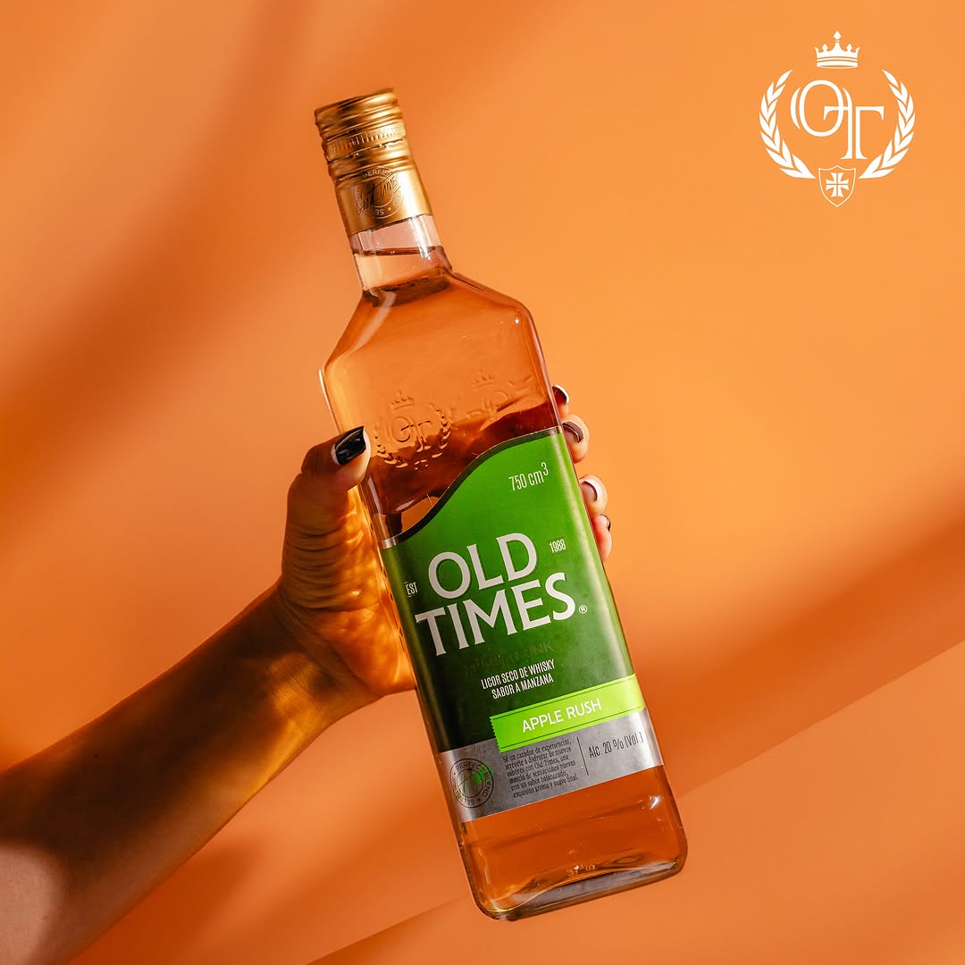 Licor Old Times Manzana 750ml.